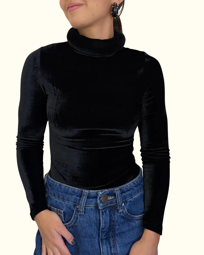 blusa de veludo preta manga longa