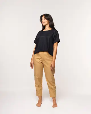 calça fertilità bege