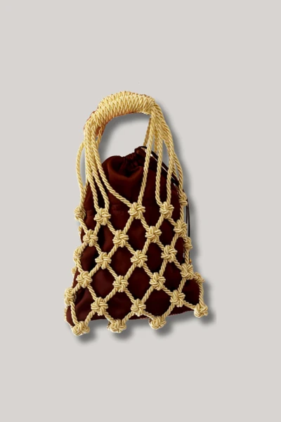 bolsa macramê Yara marrom e amarelo manteiga