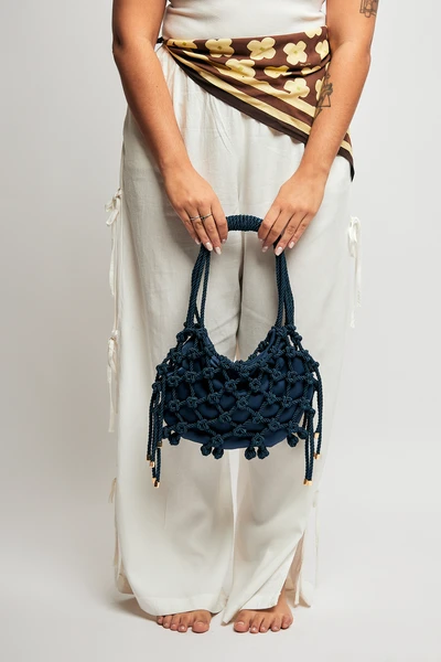 Bolsa Macramê Baguette Carol - Azul Marinho