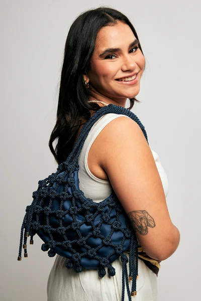Bolsa Macramê Baguette Carol - Azul Marinho