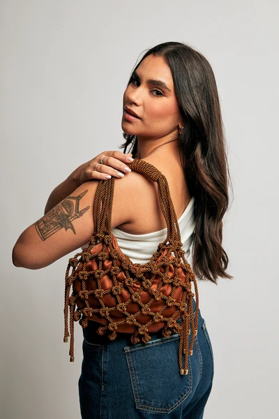 Bolsa Macramê Baguette Carol - Marrom