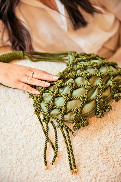 Bolsa Macramê Baguette Carol - Verde Militar