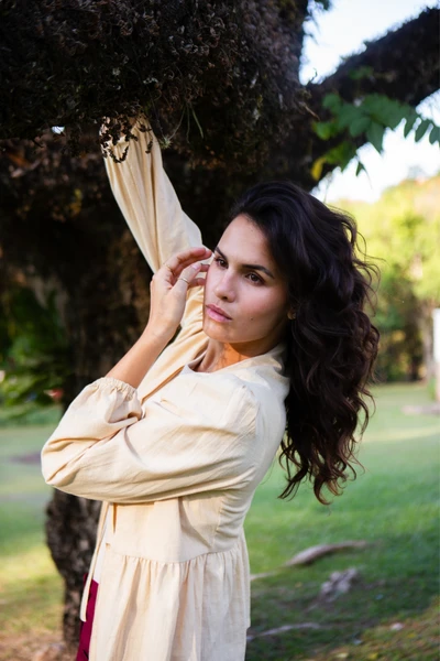 Blusa Elisa Bege