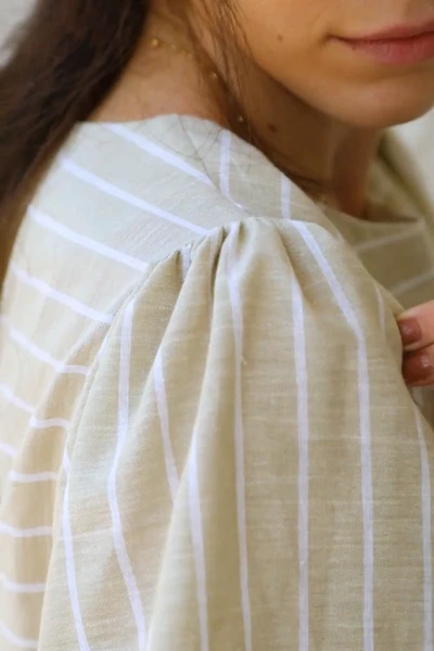 Blusa Francisca Listrada