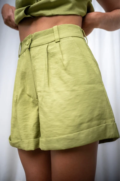 Short Oliva