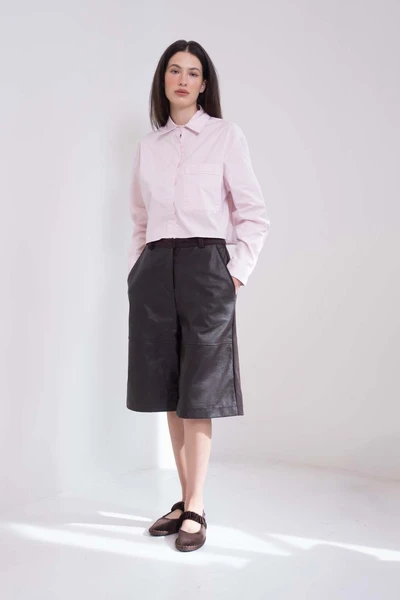 camisa curta rosa bebê
