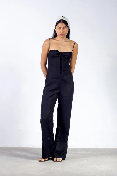 Macacão Selena Preto