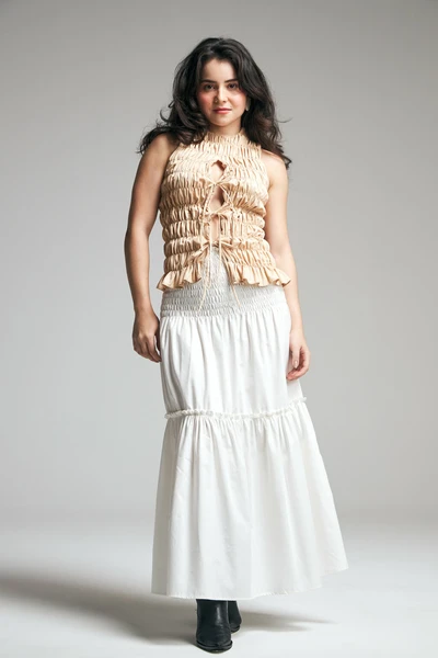 blusa lastex gola canoa caqui