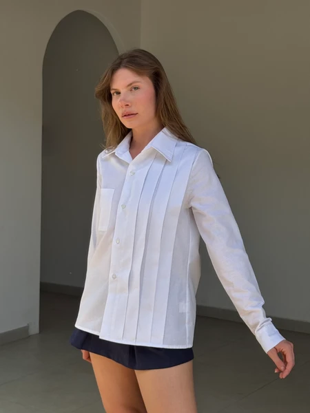 camisa pregueada branca
