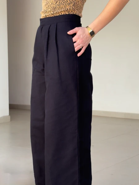Pantalona Divina Preta