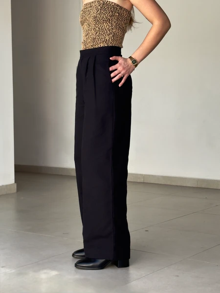 Pantalona Divina Preta