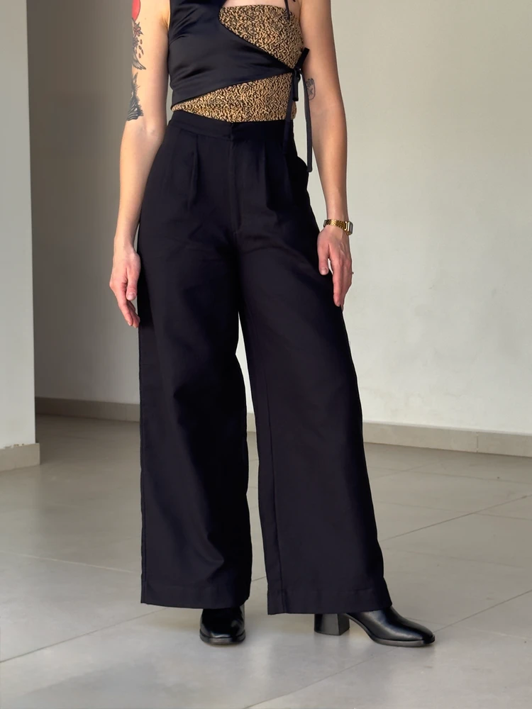 Pantalona Divina Preta