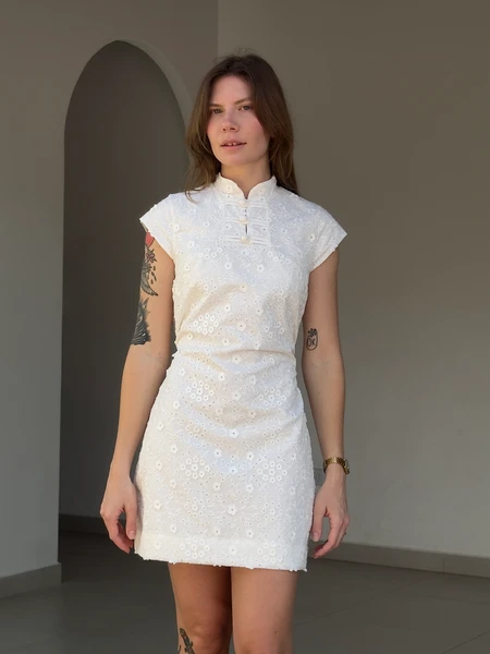 Vestido Mochi em Laise