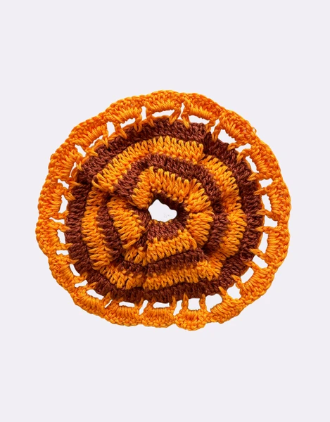 Scrunchie Crochê Listras Laranja